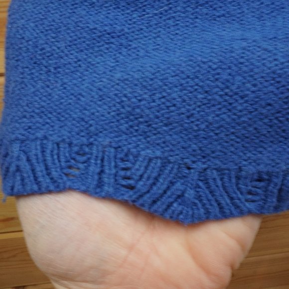 Loft Blue Knit‎ Scalloped Hem Sweater Size Medium - Picture 7 of 7